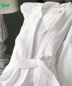 Áo choàng tắm trong khách sạn
