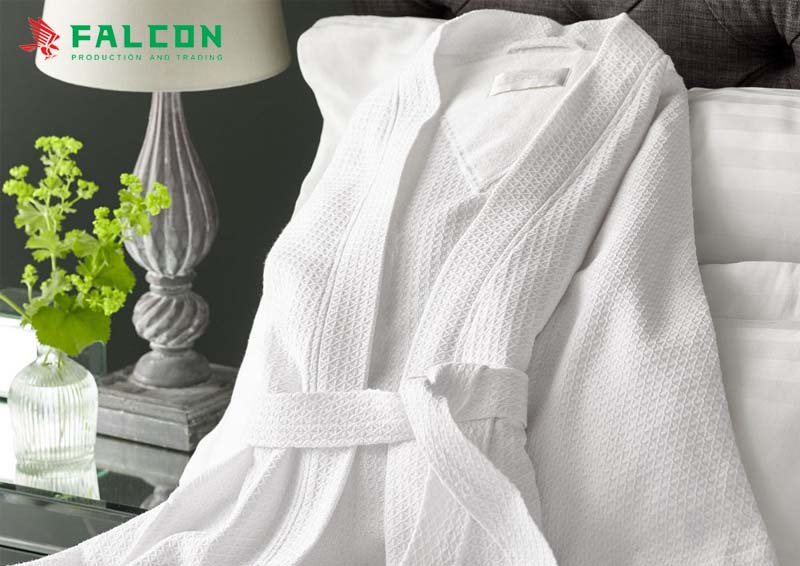 Áo choàng tắm trong khách sạn