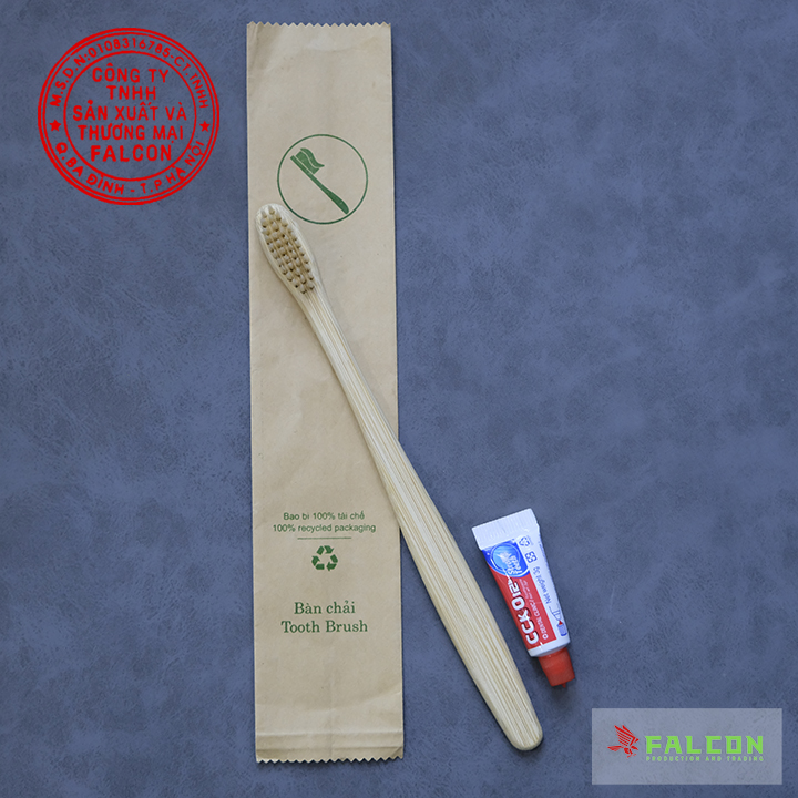 ban-chai-tre-dung-cho-khach-san Bàn chải tre khách sạn đóng túi kraft nâu thân thiện với môi trường