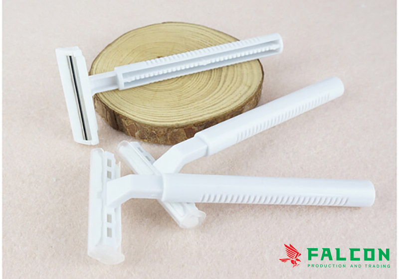 Dao cạo râu màu trắng tin tế, sang trọng