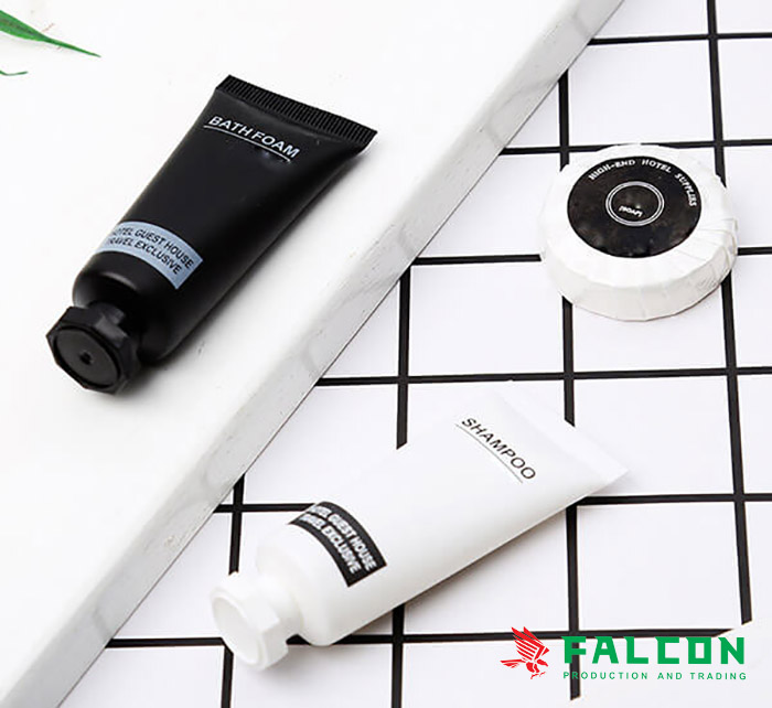 Tuýt dầu gội 30ml khách sạn