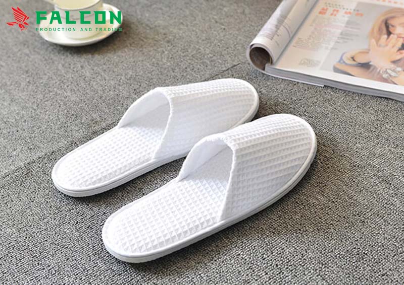 Sản phẩm đế trống trơn trượt