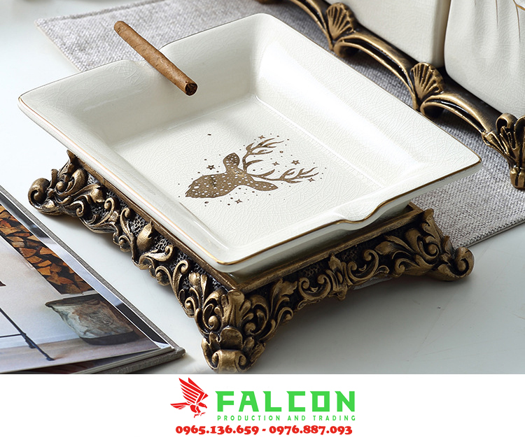 Gạt tàn thuốc dùng trong khách sạn