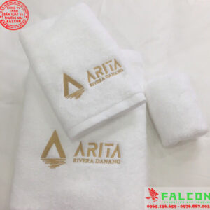 Khăn khách sạn thêu logo hiện đại